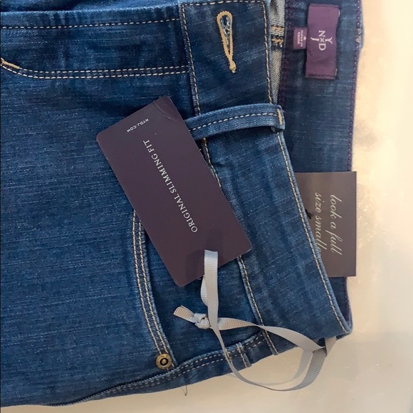 NYDJ Original Slimming Fit Barbara Boot Cut Jeans - Picture 4 of 4